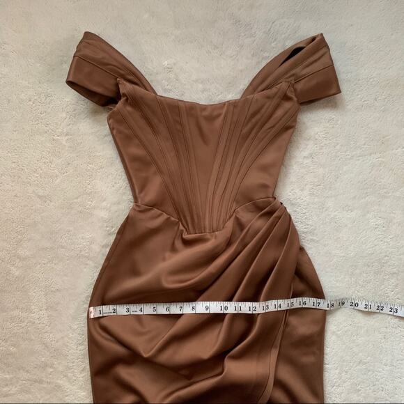HOUSE OF CB Loretta Brown Toffee Satin Off Shoulder Corset Bustier Drape Dress - Picture 14 of 15